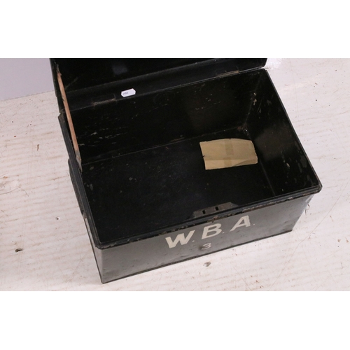 518 - Group of vintage boxes to include metal W.B.A example, H 23cm, W 39cm, D 26cm and two wooden boxes, ... 