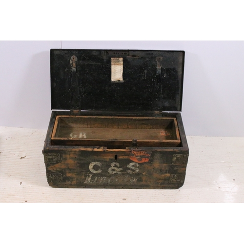 518 - Group of vintage boxes to include metal W.B.A example, H 23cm, W 39cm, D 26cm and two wooden boxes, ... 