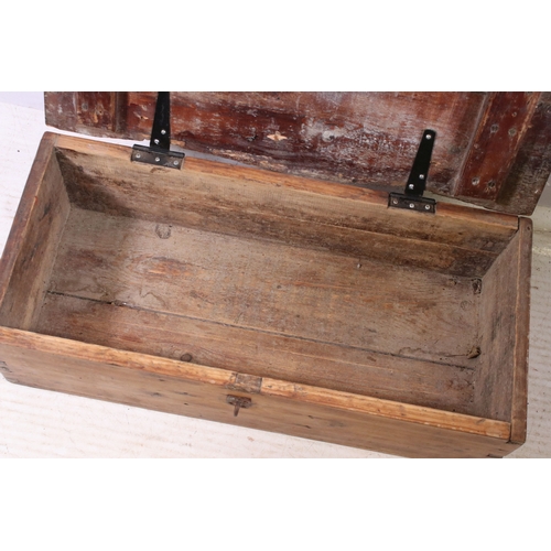 681 - 19th century pine box with hinged lid, 21cm high x 66cm long