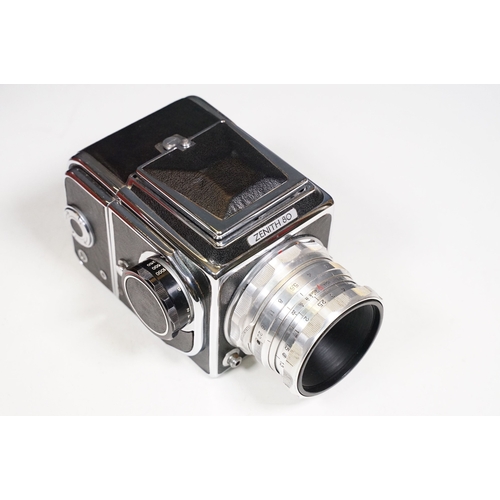 372 - Zenith 80 medium format camera with Vitoflex f2.8 / 80mm lens No.6803296, in leather case with instr... 