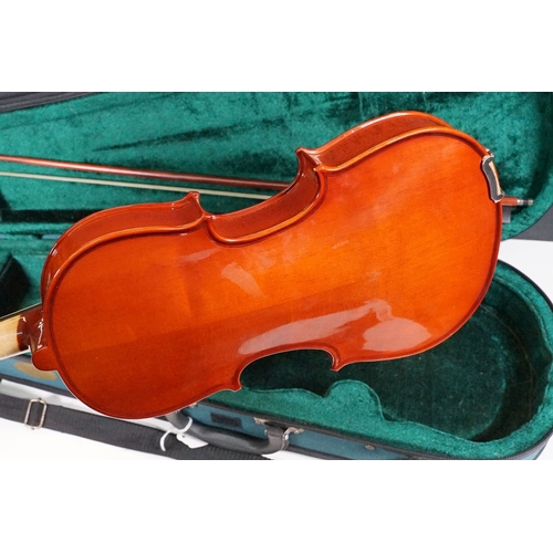 449 - Students violin 'The Sentor Student ST' Length 53cm, in case