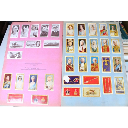 393 - Collection of collectors cards to include Brooke Bond booklets, loose cigarette cards include Wills,... 