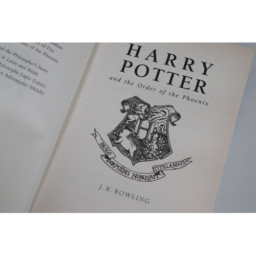 372A - A collection of four hardback Harry Potter books to include 'The Deathly Hallows' 1st edition, 'The ... 