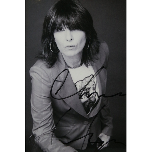 384 - Memorabilia / Autographs - Signed promotional photo of Chrissie Hynde (Pretenders), along with a sig... 