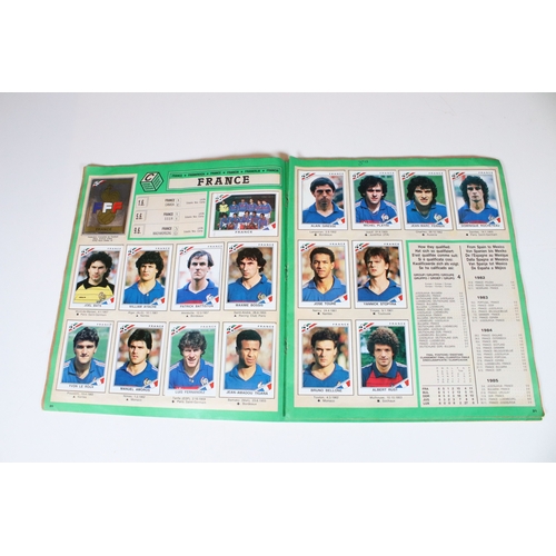 389 - Football Stickers - Panini Mexico 86 World Cup sticker album (complete), plus a Panini Supersport St... 