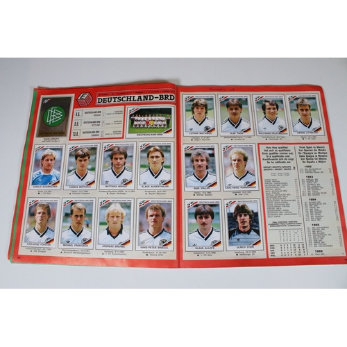 389 - Football Stickers - Panini Mexico 86 World Cup sticker album (complete), plus a Panini Supersport St... 