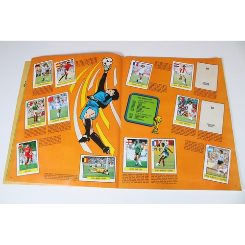 389 - Football Stickers - Panini Mexico 86 World Cup sticker album (complete), plus a Panini Supersport St... 