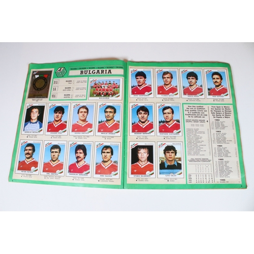 389 - Football Stickers - Panini Mexico 86 World Cup sticker album (complete), plus a Panini Supersport St... 