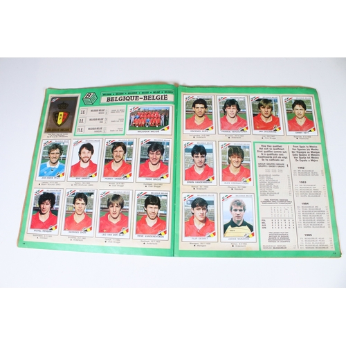 389 - Football Stickers - Panini Mexico 86 World Cup sticker album (complete), plus a Panini Supersport St... 