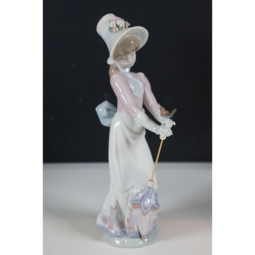 35 - Collection of Lladro figurines to include Alice and rabbit 5740, girl with posey 5604, girl with hat... 