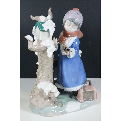 49 - Large collection of Lladro winter themed figurines to include snowman 1438, child with snowballs 816... 