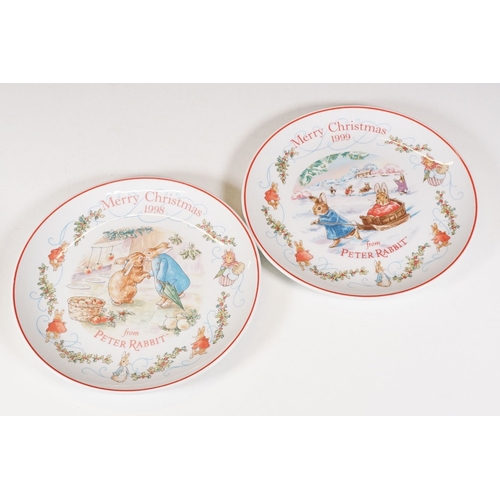 71 - Wedgwood Peter Rabbit and Miss Tiggy-Winkle bowls together with a set of six Peter Rabbit plates, 25... 