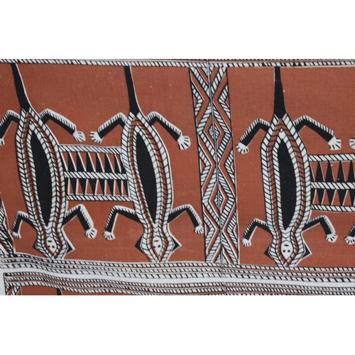 375 - Traditional Papua New Guinea screen printed fabric panel with lizard detail and tassel edging c.1980... 