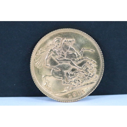 244 - A British King George V 1915 gold full sovereign coin.