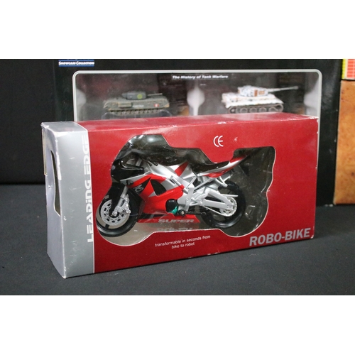 1192 - Six boxed Corgi War related diecast models featuring 2 x Fighting Machines The Falklands War models ... 