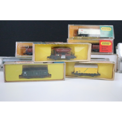 22 - 22 Cased / boxed N gauge items of rolling stock to include Minitrix, Fleischmann, Wrenn & Rapido fea... 