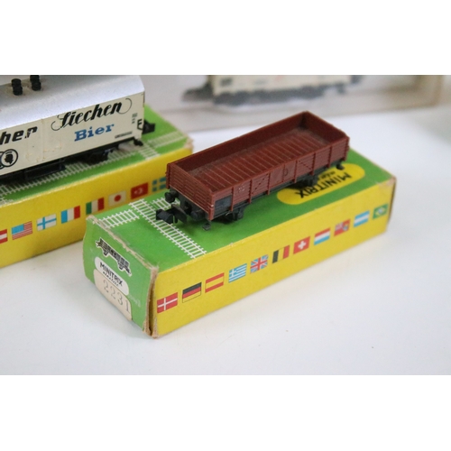 22 - 22 Cased / boxed N gauge items of rolling stock to include Minitrix, Fleischmann, Wrenn & Rapido fea... 