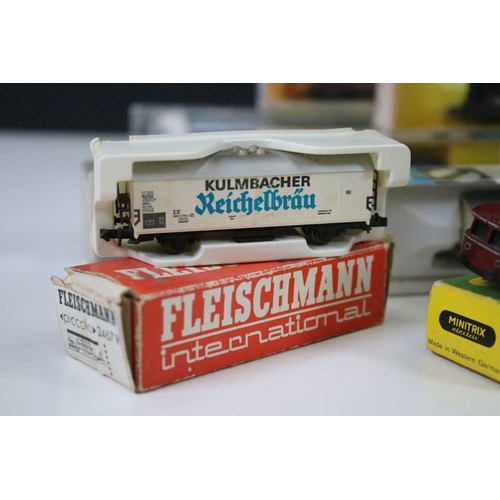 22 - 22 Cased / boxed N gauge items of rolling stock to include Minitrix, Fleischmann, Wrenn & Rapido fea... 