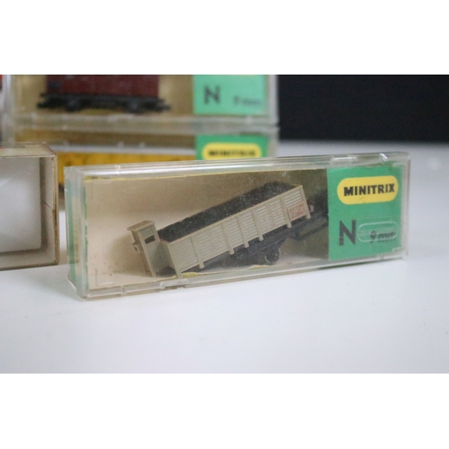 22 - 22 Cased / boxed N gauge items of rolling stock to include Minitrix, Fleischmann, Wrenn & Rapido fea... 