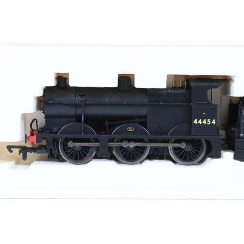 30 - Three boxed Hornby OO gauge locomotives to include 2 x Super Detail (R2382 BR 4-6-0 Class 5MT Locomo... 