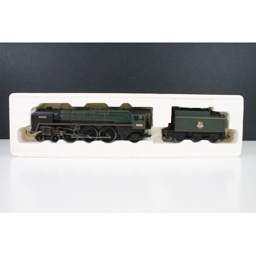 30 - Three boxed Hornby OO gauge locomotives to include 2 x Super Detail (R2382 BR 4-6-0 Class 5MT Locomo... 