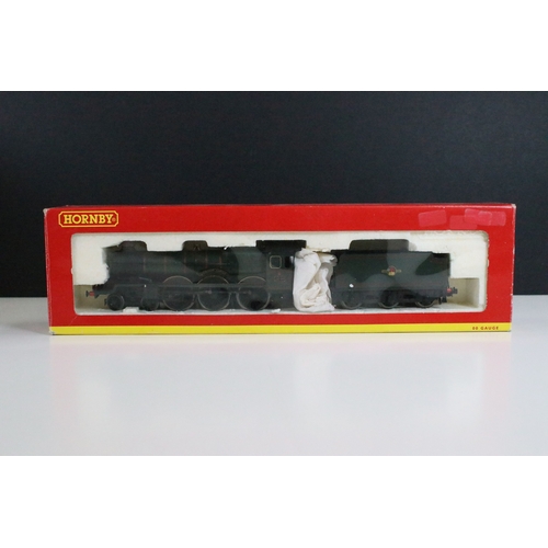 41 - Four boxed Hornby OO gauge locomotives to include R2464 GWR 2-8-0 Class 2800 Locomotive 2847, R2280 ... 