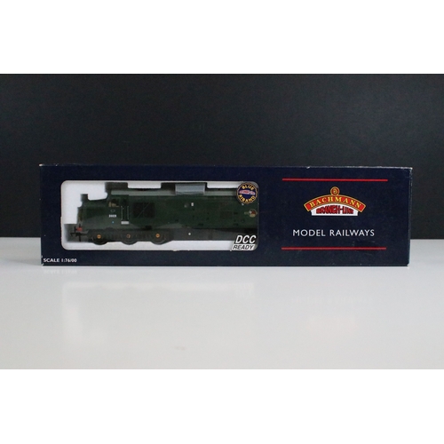 42 - Six boxed Bachmann OO gauge locomotives to include 32-778 Class 37/0 Diesel BR Green Centre Head Cod... 