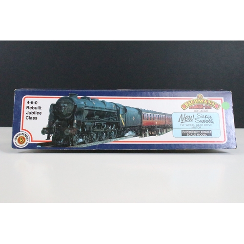 42 - Six boxed Bachmann OO gauge locomotives to include 32-778 Class 37/0 Diesel BR Green Centre Head Cod... 