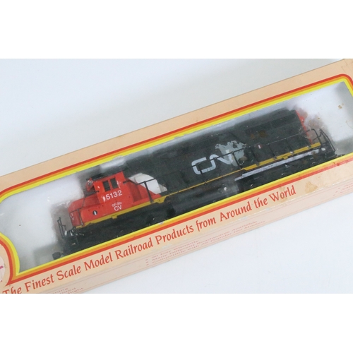 46 - Six boxed HO gauge locomotives to include 2 x Tramline 931-308 EMD F40PH Via Rail, 2 x Proto 1000 Se... 