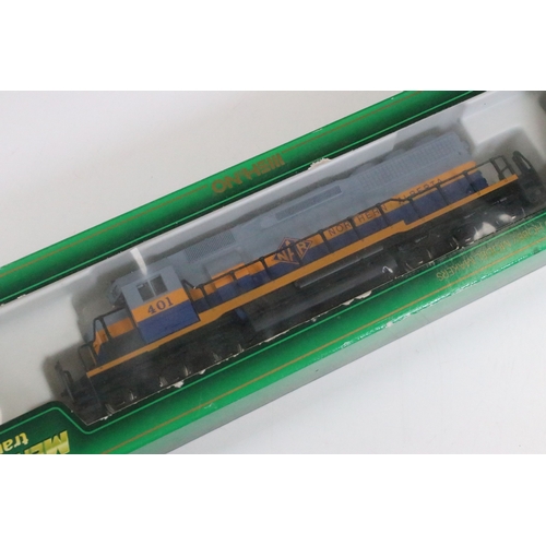 46 - Six boxed HO gauge locomotives to include 2 x Tramline 931-308 EMD F40PH Via Rail, 2 x Proto 1000 Se... 