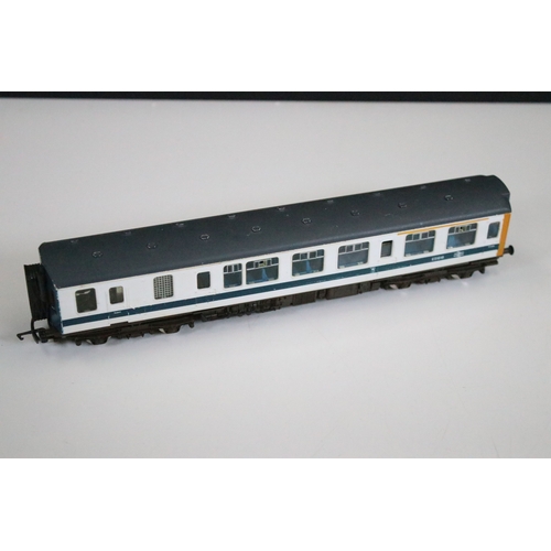 47 - Lima OO gauge BR W513509 DMU set of four, Lima Regional Railways railcar with coach, and Hornby E518... 