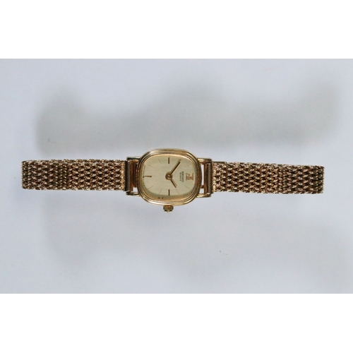 432 - Seiko Quartz 9ct gold wrist watch having a rectangular face with fine link bracelet strap. Hallmarke... 