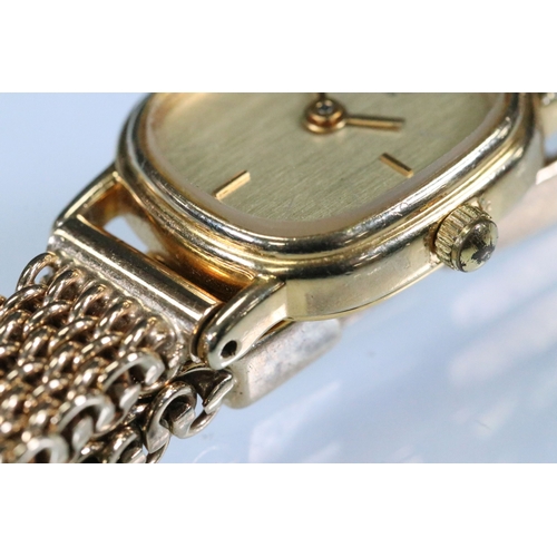 432 - Seiko Quartz 9ct gold wrist watch having a rectangular face with fine link bracelet strap. Hallmarke... 