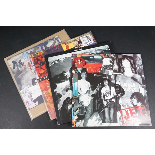 233 - Vinyl - Over 80 LPs / 12