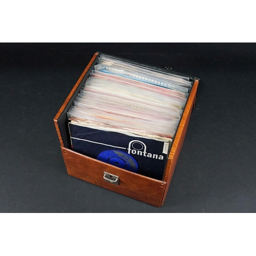 436 - Vinyl - Over 75 Rock, Soul and Pop original UK mainly 1960’s 7” singles and E.P.’s to include: Pink ... 
