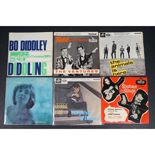 229 - Vinyl - Over 60 mainly 1960s EPs featuring blues, beat, jazz and more to include Jimmy Reed, Miles D... 