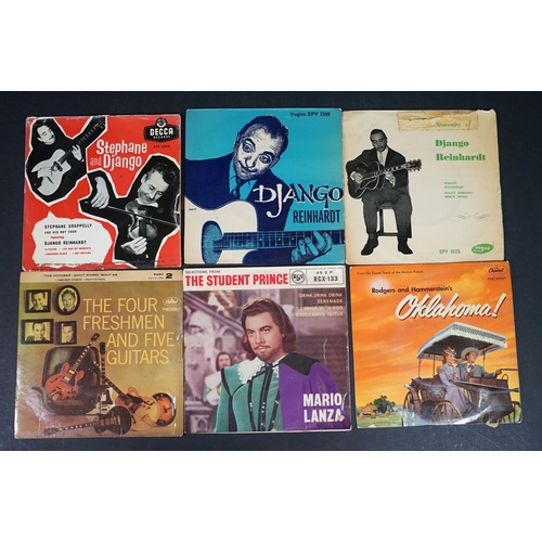 229 - Vinyl - Over 60 mainly 1960s EPs featuring blues, beat, jazz and more to include Jimmy Reed, Miles D... 