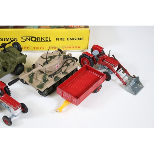 1281 - Collection of diecast models to include boxed Corgi Major 1127 Simon Snorkel Fire Engine and 6 x Mid... 