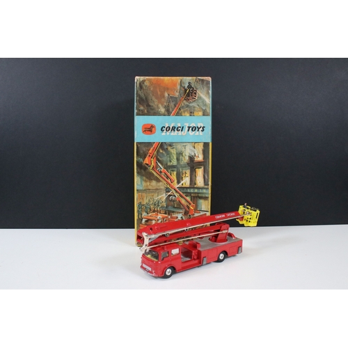 1301 - Two boxed Corgi diecast models to include Gift Set No. 24 / GS24 Commer 3/4 Ton Chassis Construction... 
