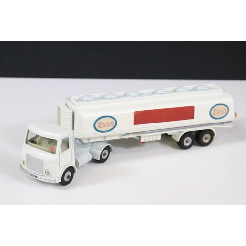 1303 - Three boxed Corgi and Dinky diecast models to include Corgi Major 1104 Carrimore Detachable Axle Mac... 