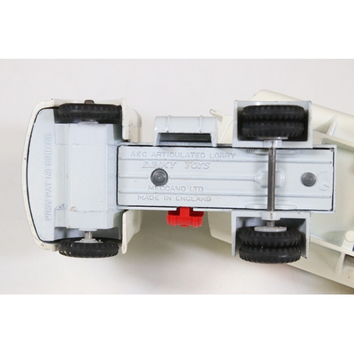 1303 - Three boxed Corgi and Dinky diecast models to include Corgi Major 1104 Carrimore Detachable Axle Mac... 