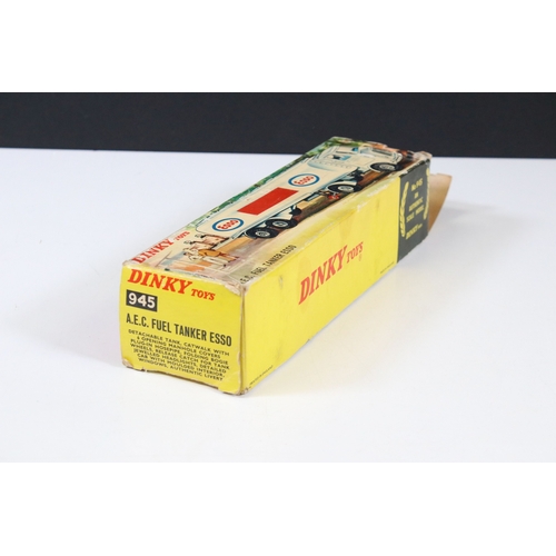 1303 - Three boxed Corgi and Dinky diecast models to include Corgi Major 1104 Carrimore Detachable Axle Mac... 