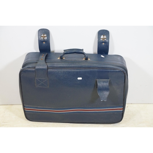 409 - Collection of stamps to include 25 presentation packs mint stamps and a large quantity of kilo ware ... 