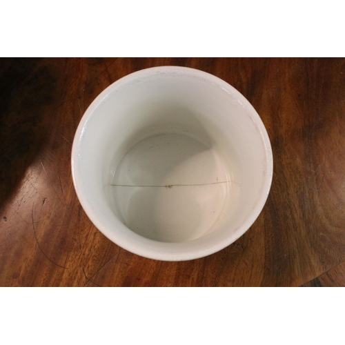 26 - 18th Century Kang Xi period Chinese blue and white brush pot with figural decoration and Chinese six... 