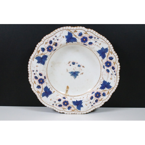 45 - Collection of New Hall ceramics to include gilt pattern coffee and tea set including 1 x teacup and ... 