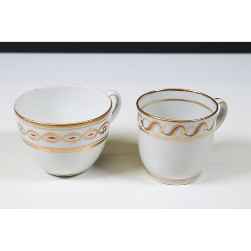 45 - Collection of New Hall ceramics to include gilt pattern coffee and tea set including 1 x teacup and ... 