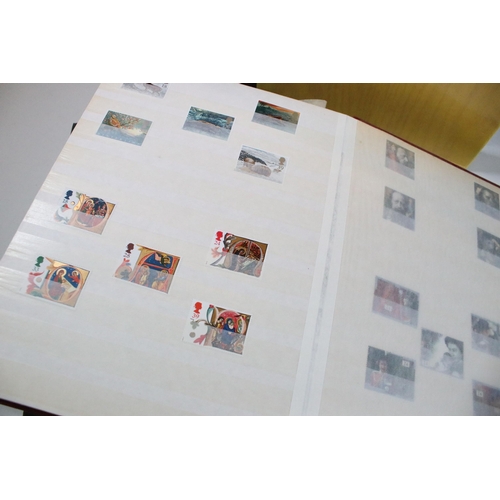 418 - Collection of British, Commonwealth and World stamps contained within albums to include a good selec... 