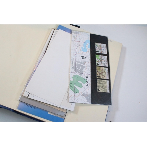 418 - Collection of British, Commonwealth and World stamps contained within albums to include a good selec... 