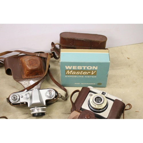 456 - Collection of mixed cameras to include Zenit 3M, Ilford Sporti, Ilford Sportsman, Coronet, etc