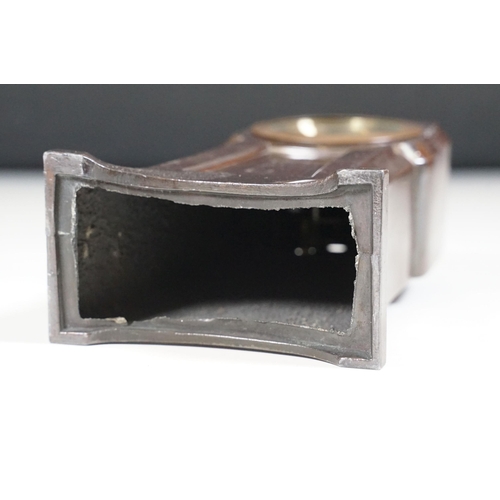 140 - Early 20th Century Art Nouveau clock, with Arabic numeral dial, measures 18cm tall